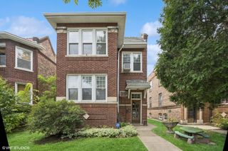 537 S Cuyler Avenue, Oak Park, IL 60304