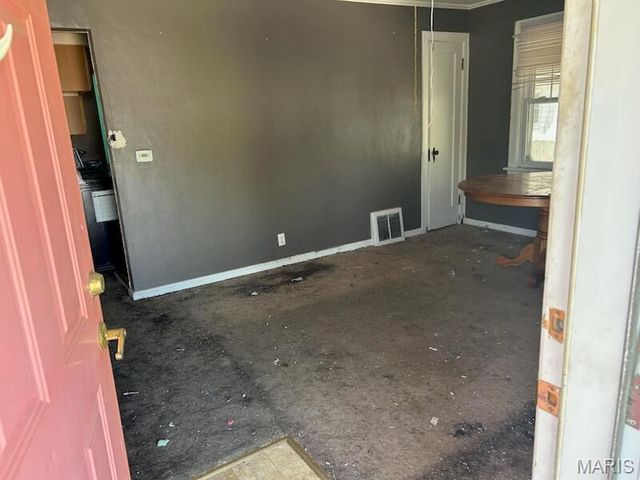 451 Hamilton Avenue, Wood River, IL 62095