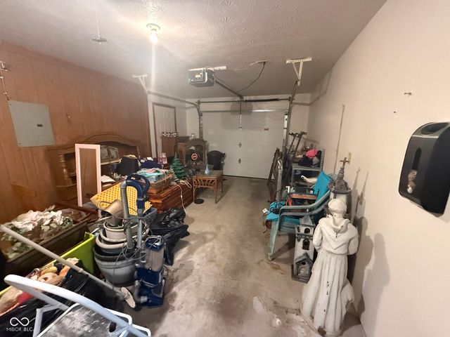 1338 Swan Drive, Franklin, IN 46131