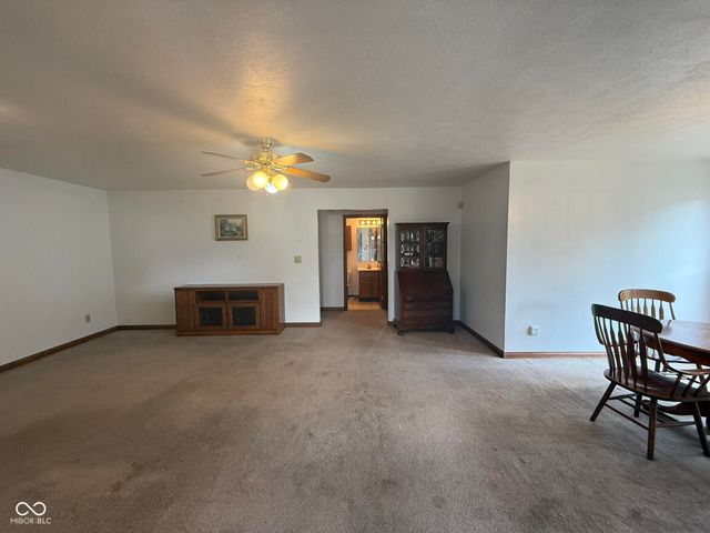 1338 Swan Drive, Franklin, IN 46131