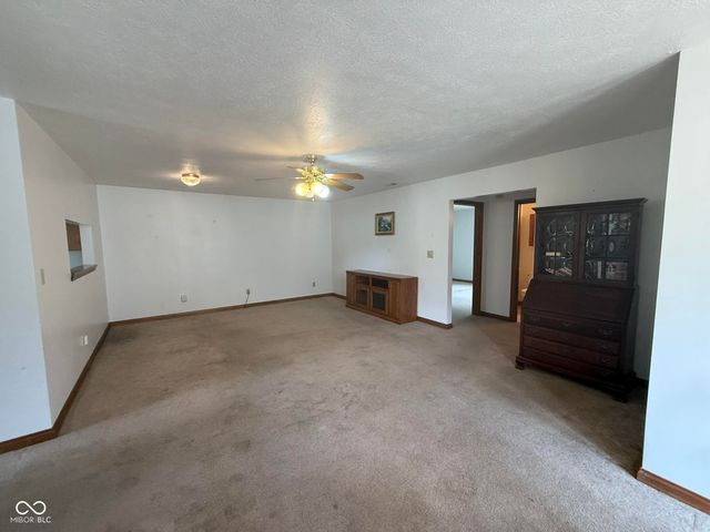 1338 Swan Drive, Franklin, IN 46131