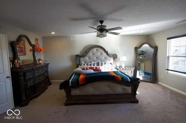 379 Oakswept Way, Greenfield, IN 46140