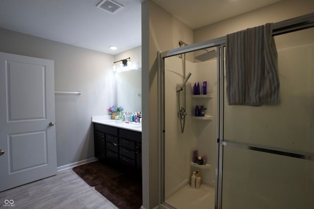 379 Oakswept Way, Greenfield, IN 46140