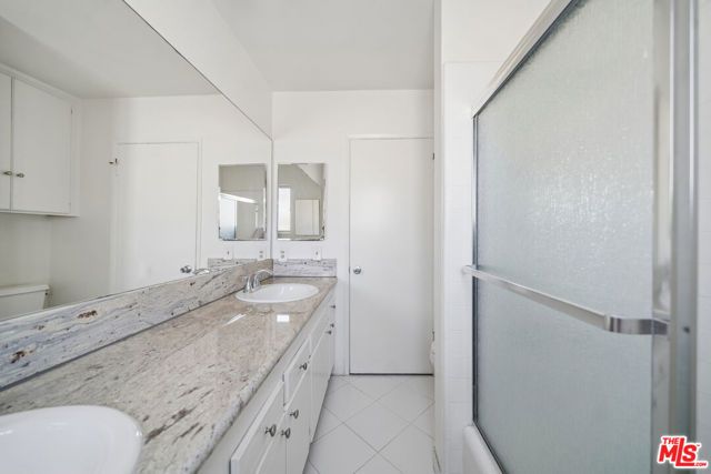 105 S Orlando Avenue 201, Los Angeles, CA 90048