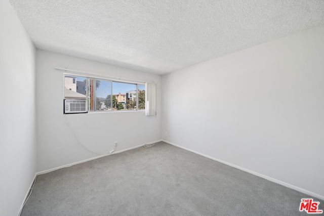 105 S Orlando Avenue 201, Los Angeles, CA 90048