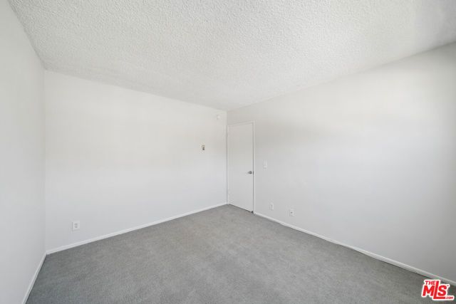 105 S Orlando Avenue 201, Los Angeles, CA 90048