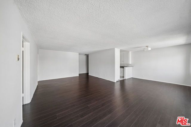 105 S Orlando Avenue 201, Los Angeles, CA 90048