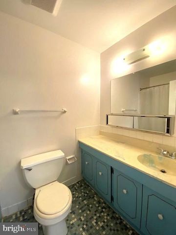 64 PENNINGTON LN, Quakertown, PA 18951
