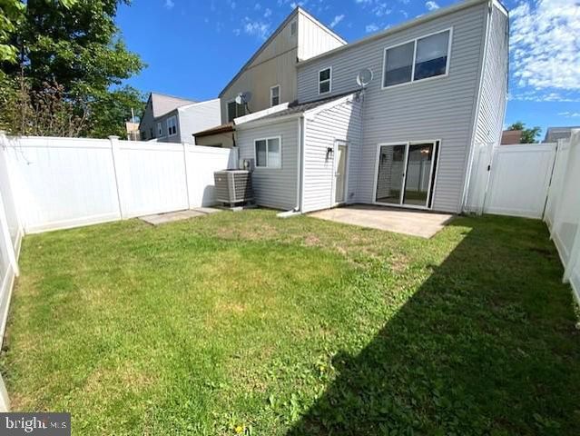 64 PENNINGTON LN, Quakertown, PA 18951