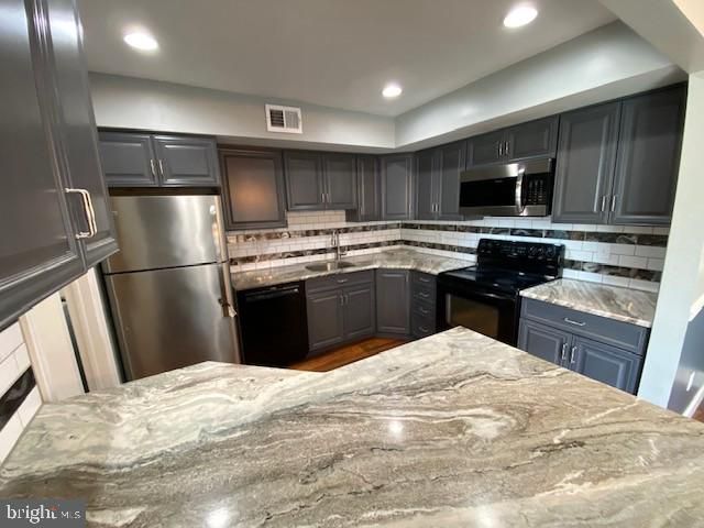 64 PENNINGTON LN, Quakertown, PA 18951