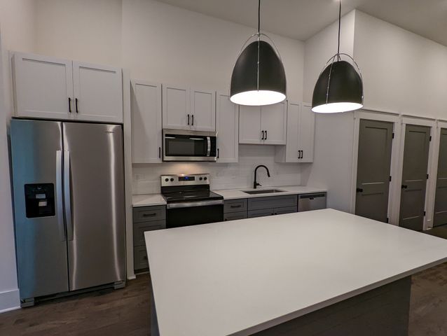1507 Porter Rd Unit 101, Nashville, TN 37206