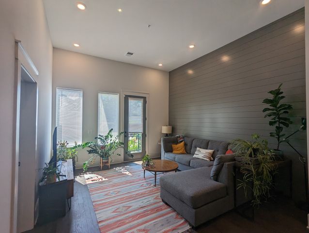 1507 Porter Rd Unit 101, Nashville, TN 37206