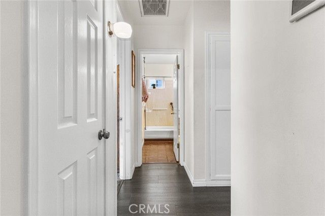 1817 N Hollywood, Burbank, CA 91505