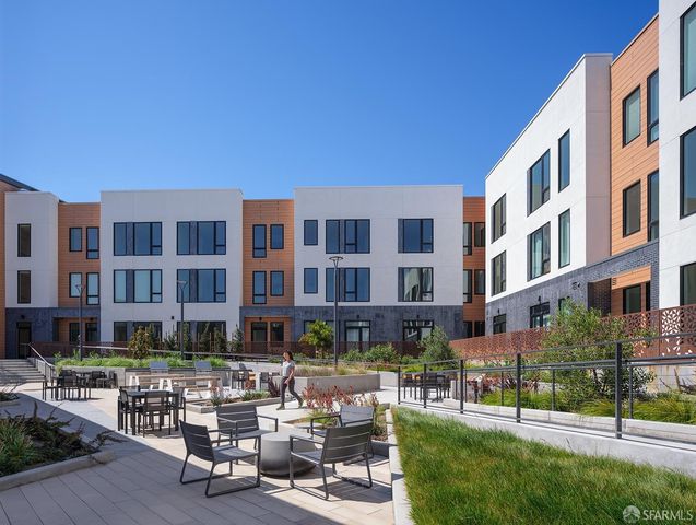 52 Kirkwood Avenue 322, San Francisco, CA 94124