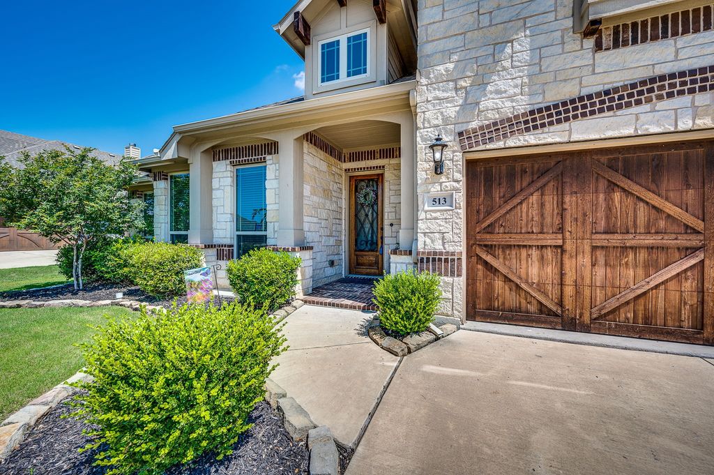 513 Harvest Trail, Midlothian, TX 76065