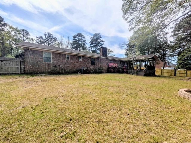 1098 Quapaw, Camden, AR 71701