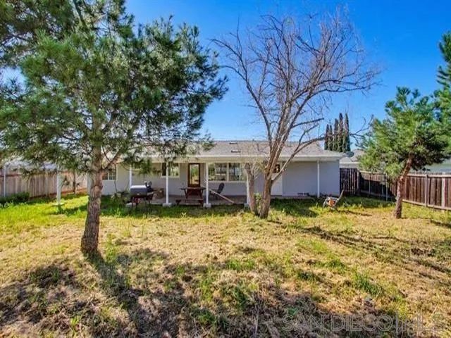 9462 Doheny Rd., Santee, CA 92071