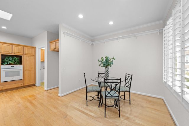 7072 Stagecoach Cir, Roseville, CA 95747