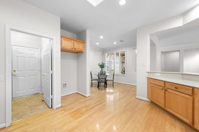 7072 Stagecoach Cir, Roseville, CA 95747