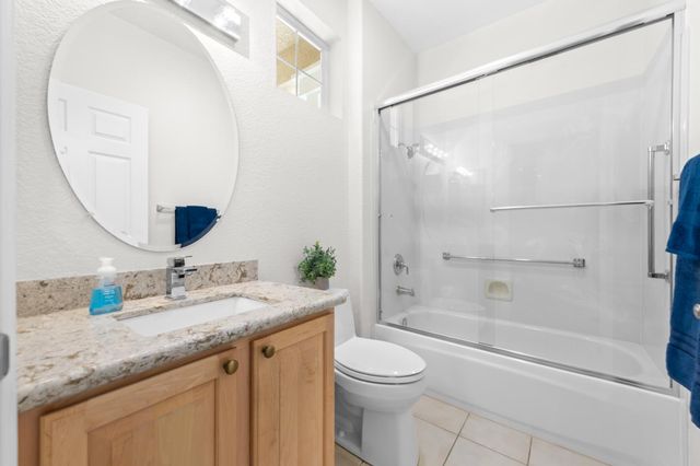 7072 Stagecoach Cir, Roseville, CA 95747