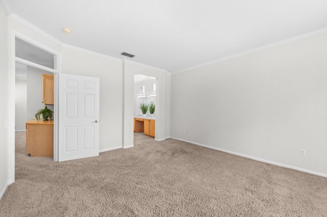 7072 Stagecoach Cir, Roseville, CA 95747