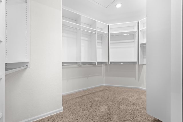 7072 Stagecoach Cir, Roseville, CA 95747