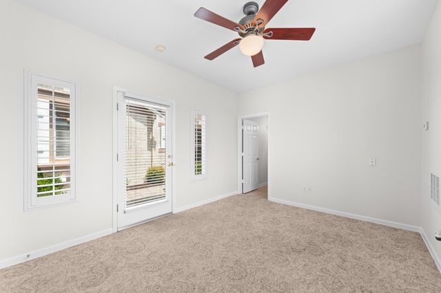 7072 Stagecoach Cir, Roseville, CA 95747