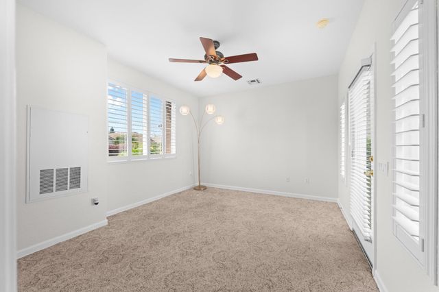 7072 Stagecoach Cir, Roseville, CA 95747