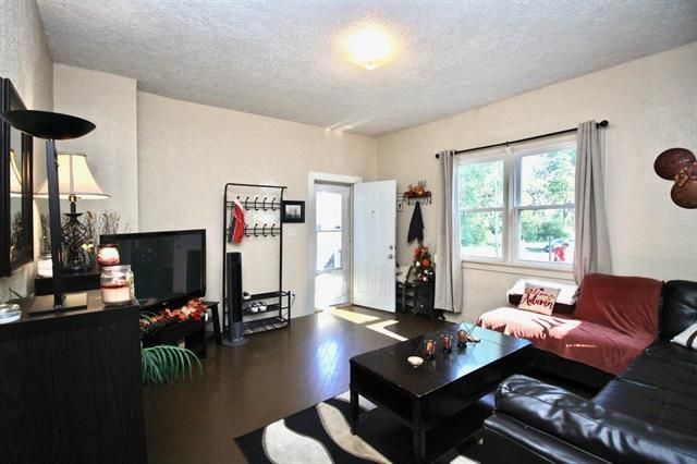 302-304 Bluff Street, Beloit, WI 53511