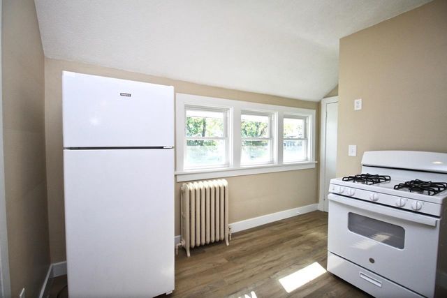 302-304 Bluff Street, Beloit, WI 53511