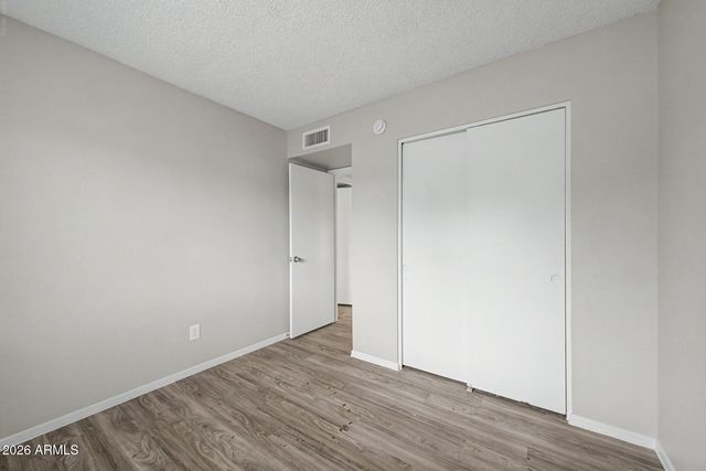 8102 W Heatherbrae Drive, Phoenix, AZ 85033