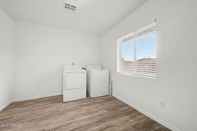 8102 W Heatherbrae Drive, Phoenix, AZ 85033