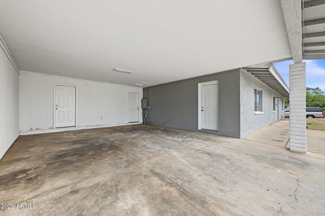 8102 W Heatherbrae Drive, Phoenix, AZ 85033