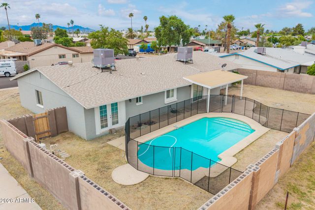 8102 W Heatherbrae Drive, Phoenix, AZ 85033