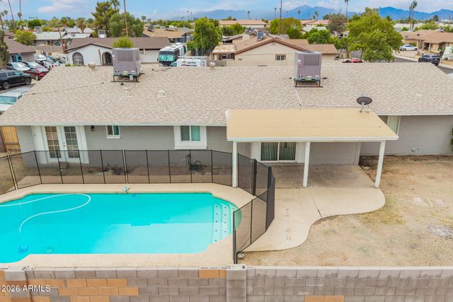 8102 W Heatherbrae Drive, Phoenix, AZ 85033