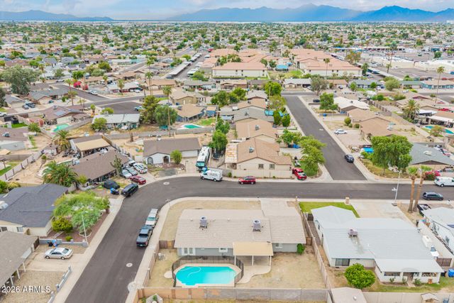 8102 W Heatherbrae Drive, Phoenix, AZ 85033