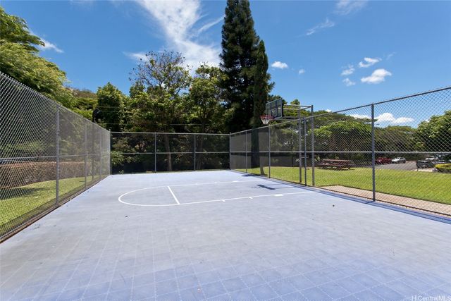 98-500 Koauka Loop 8M, Aiea, HI 96701