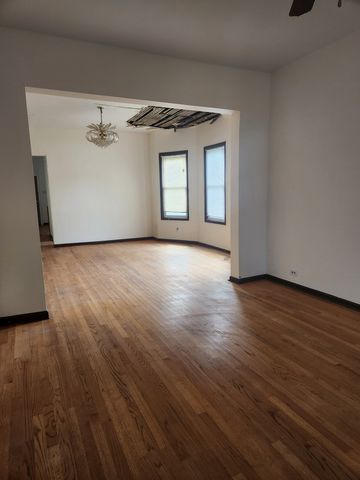 10435 S Calhoun Avenue, Chicago, IL 60617