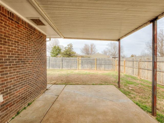 2312 N Key Boulevard, Midwest City, OK 73110