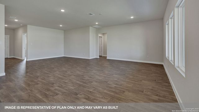 386 KOLBO CROSSING COVE, Lockhart, TX 78644