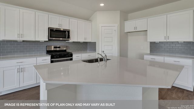 386 KOLBO CROSSING COVE, Lockhart, TX 78644