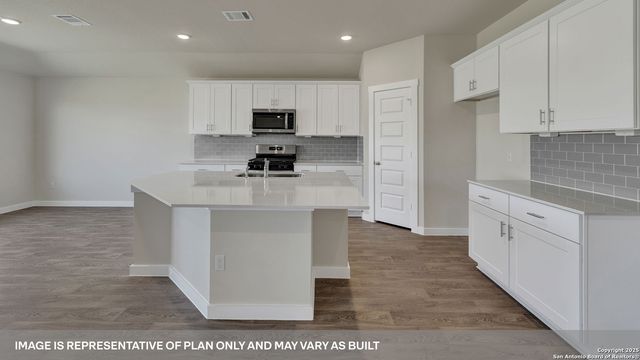 386 KOLBO CROSSING COVE, Lockhart, TX 78644