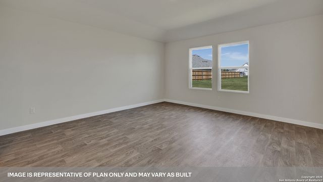 386 KOLBO CROSSING COVE, Lockhart, TX 78644