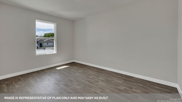 386 KOLBO CROSSING COVE, Lockhart, TX 78644