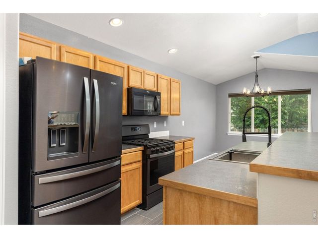 327 Fossil Dr, Johnstown, CO 80534