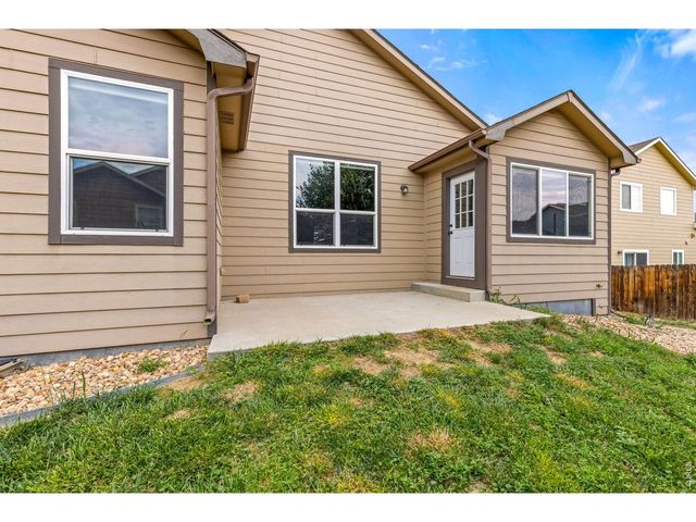 327 Fossil Dr, Johnstown, CO 80534