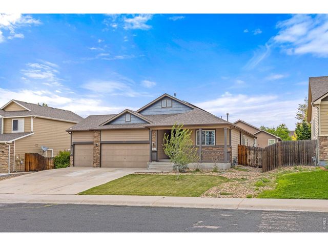 327 Fossil Dr, Johnstown, CO 80534