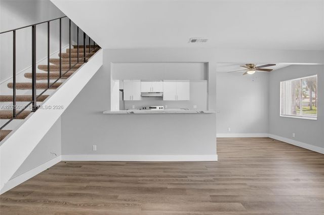 2109 Catherine Dr 4, Delray Beach, FL 33445