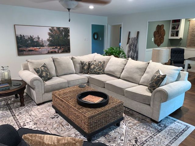 1033 Wedgewood Drive, Woodway, TX 76712