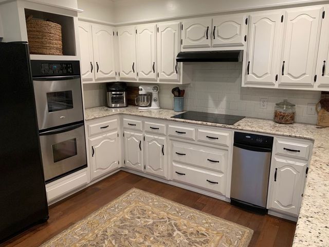 1033 Wedgewood Drive, Woodway, TX 76712